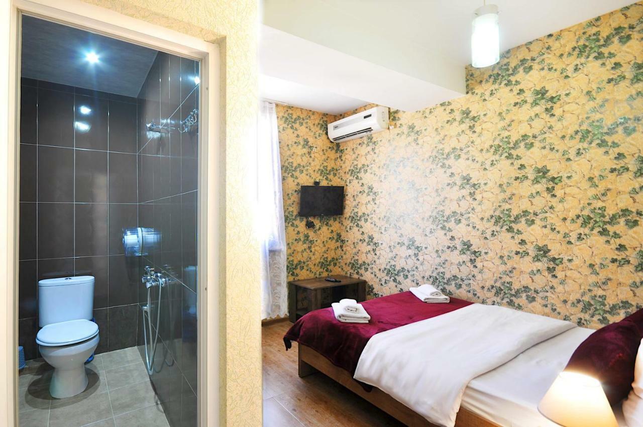 Hotel Kavela Tbiliszi Kültér fotó