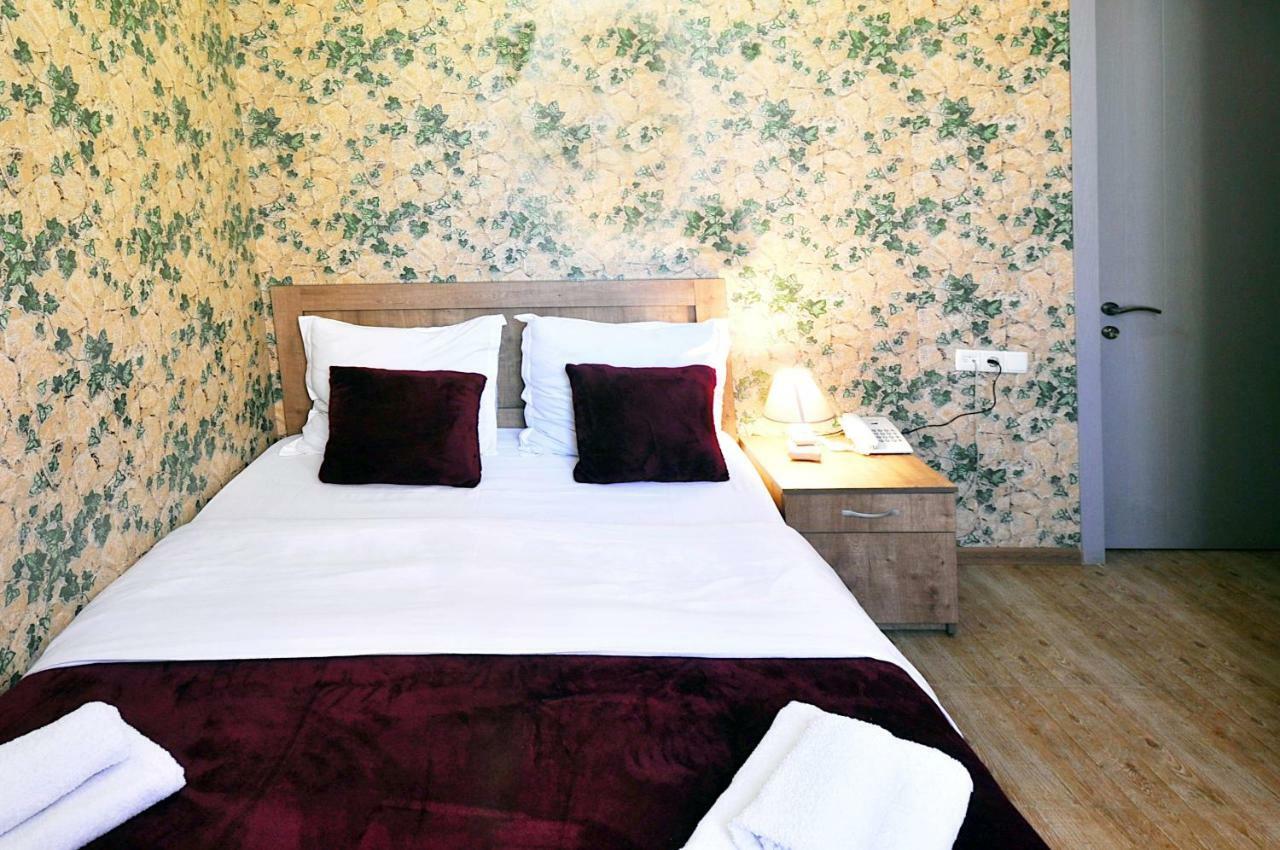 Hotel Kavela Tbiliszi Kültér fotó
