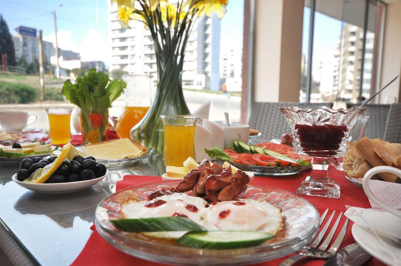 Hotel Kavela Tbiliszi Kültér fotó