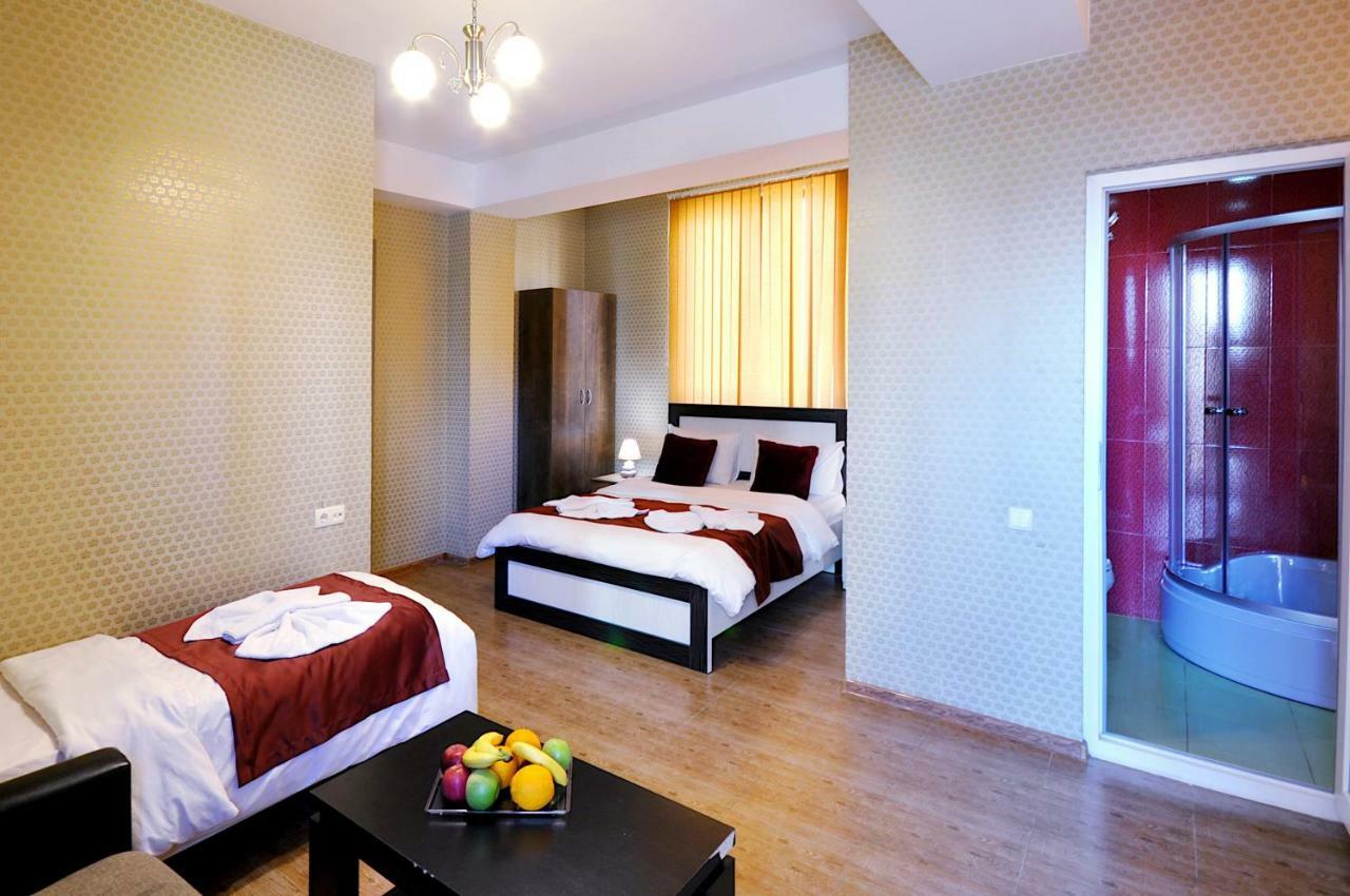 Hotel Kavela Tbiliszi Kültér fotó