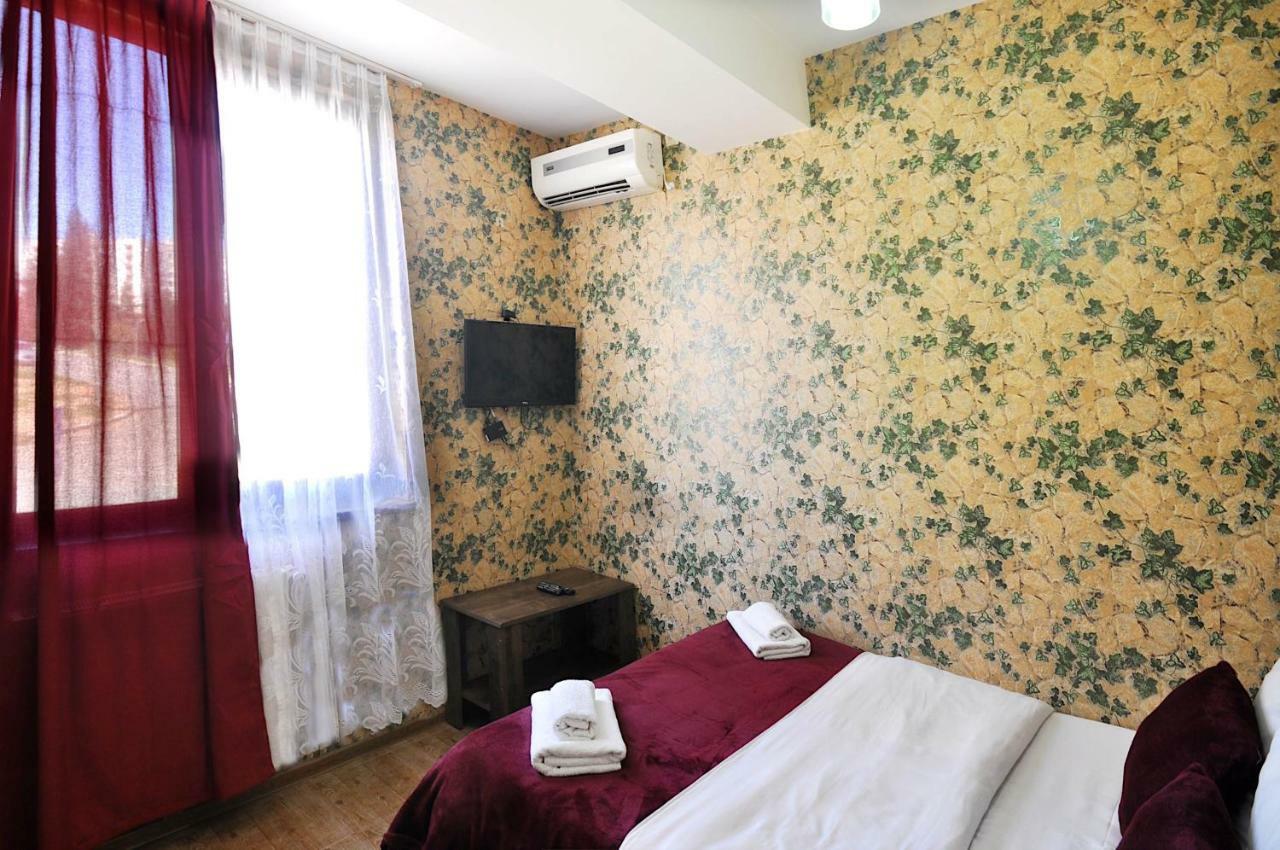 Hotel Kavela Tbiliszi Kültér fotó