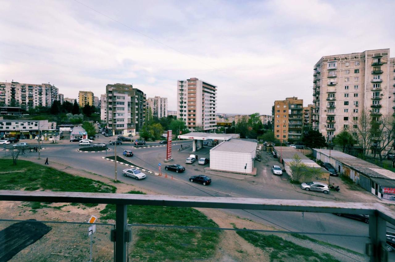 Hotel Kavela Tbiliszi Kültér fotó